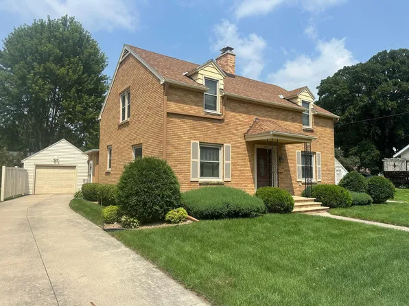 240 South St, Owatonna, MN 55060