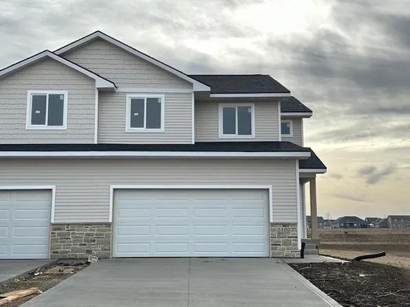 5100 Ella Ivy Ct, Van Meter, IA 50261