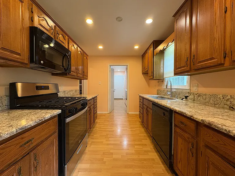 5301 New Church Ct — Photo 14