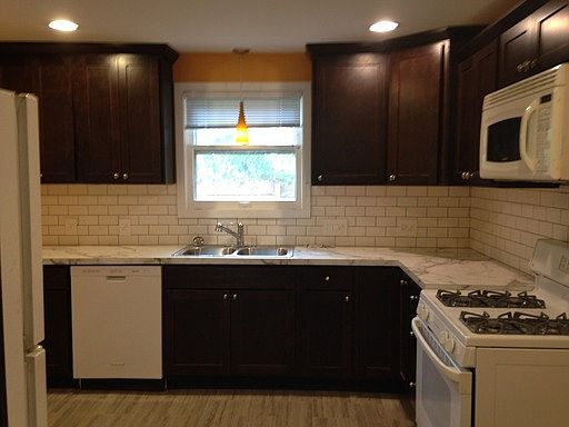 5th image of 1153 Bemis St SE