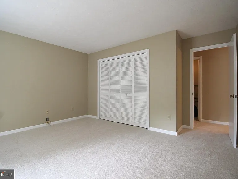 10118 Oakton Terrace Rd #10118 — Photo 19