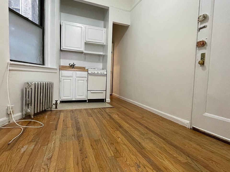 1st image of 70 E 7th St APT 1D