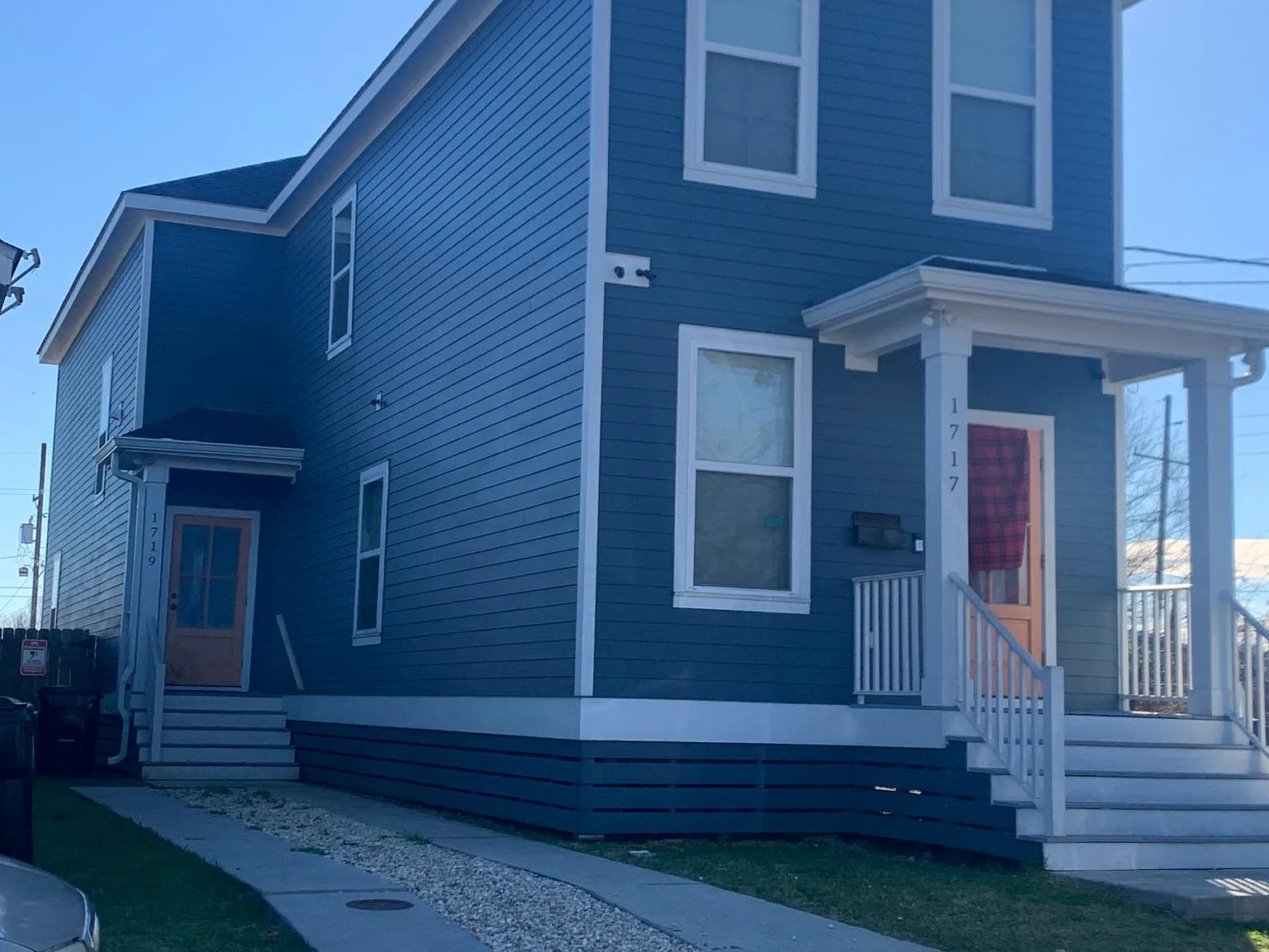 1717 Lizardi St — Photo 3