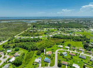 2358 SE Rainier Rd, Port Saint Lucie, FL 34952