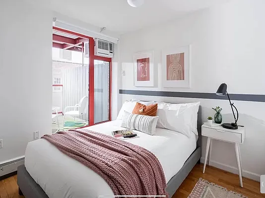 Rented by The Downtown LLC | media 6