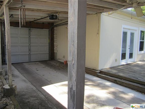 4th image of 507 W Royal Ave
