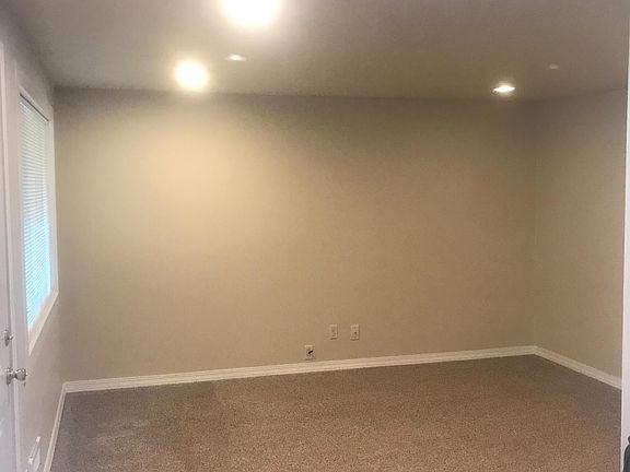 2nd image of 507 16th Ave W APT 7