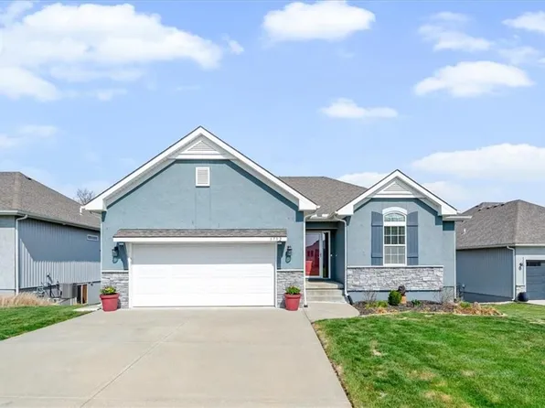 3732 NW 96th Pl, Kansas City, MO 64154