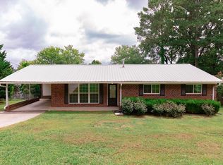 1205 Rio Vista Dr, Dalton, GA 30720