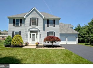 5 Thistle Pl, Robbinsville, NJ 08691