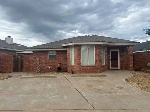 704 Hickory St, Levelland, TX 79336