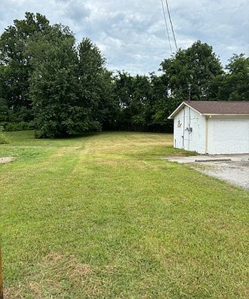 2nd image of 620 E Main St