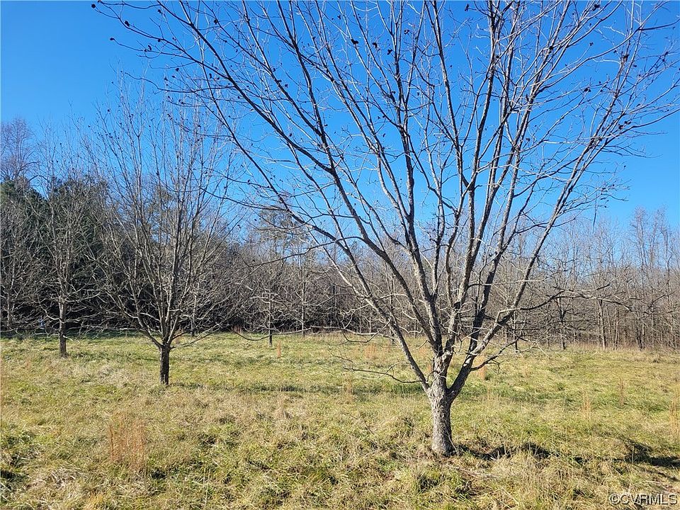 2nd image of 2080 Wills Rd
