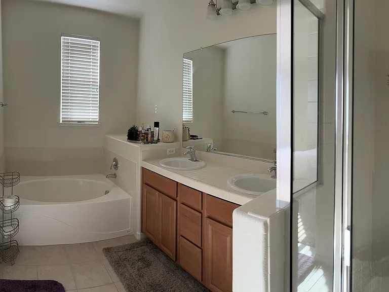 425 Regatta Ln #0 — Photo 6