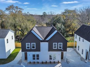 5126 Clover St #A/b, Houston, TX 77033