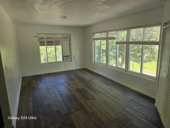 4th image of 7306 Earlwood Ave #7306