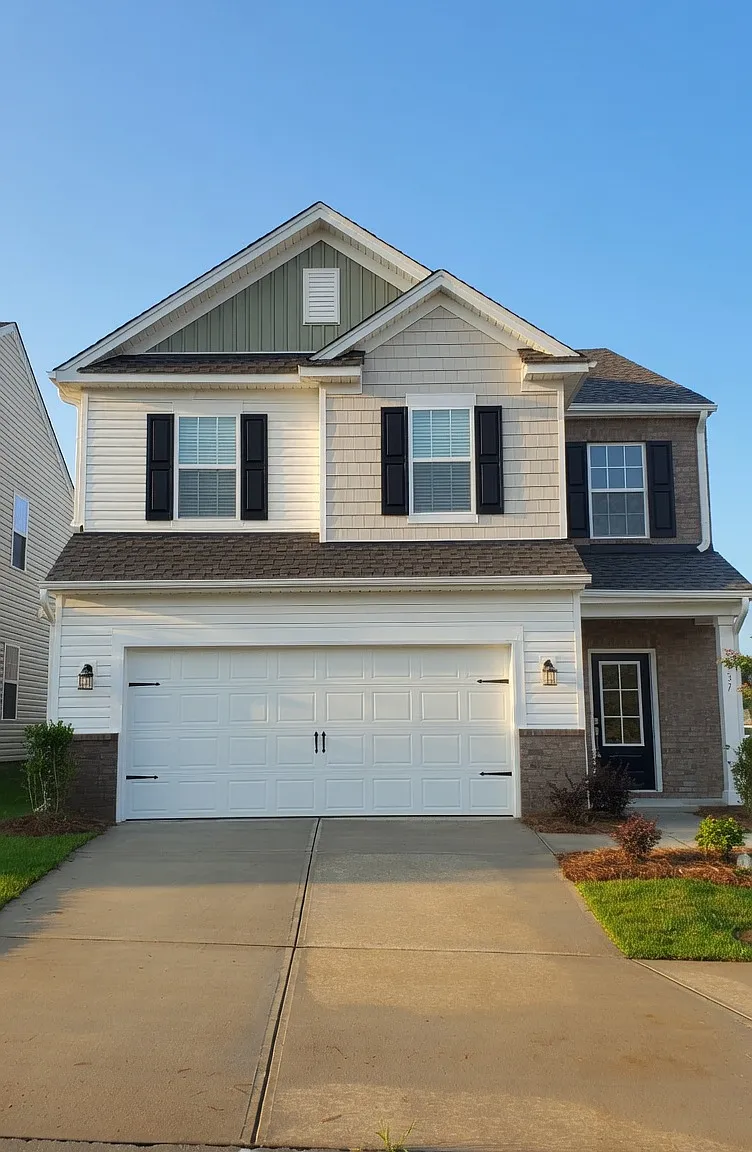 5531 Hydrangea St — Photo 1