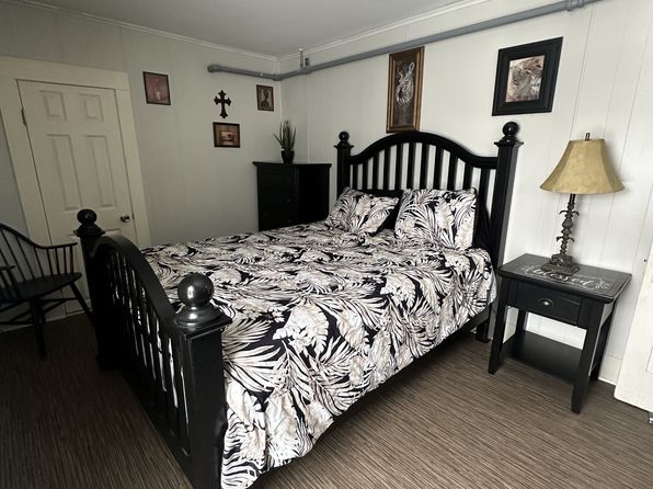 327 Shusta Rd #1, Madison, ME 04950