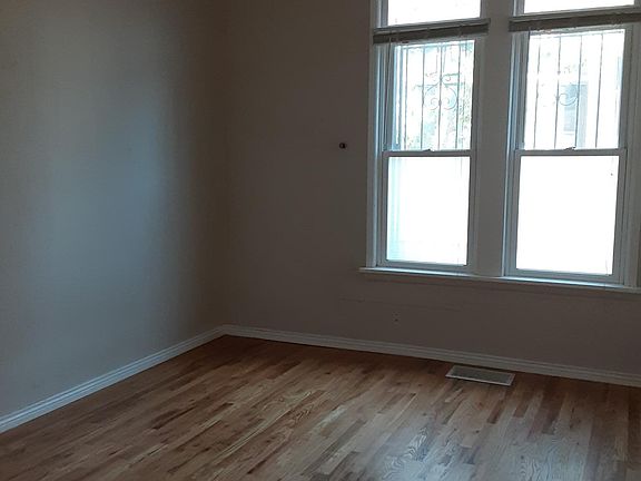 5th image of 1141 N Washington St APT 2