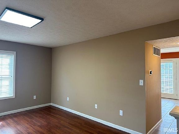 3rd image of 3814 E Cobble Creek Dr