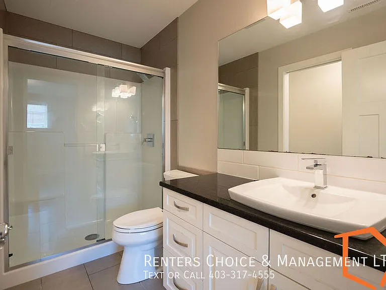 315 Northlander Bnd W #2 — Photo 9