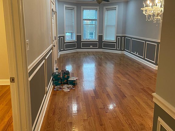 2nd image of 2442 W Foster Ave #2