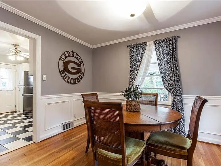 2726 Harrington Dr — Photo 3