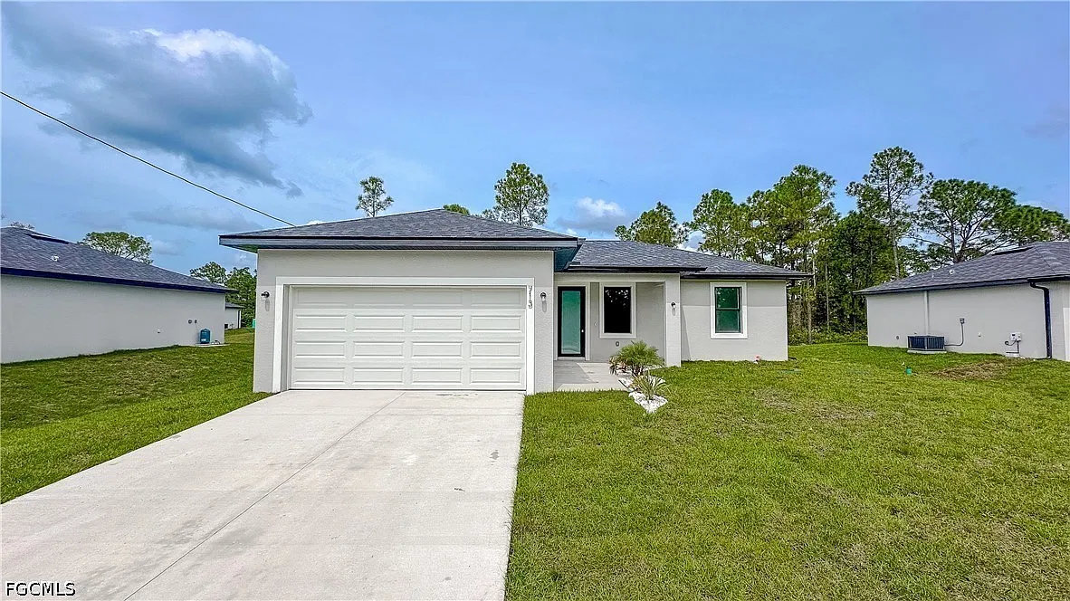 3 bed, 2.0 bath, 1294 sqft, $1,800 — Photo 1