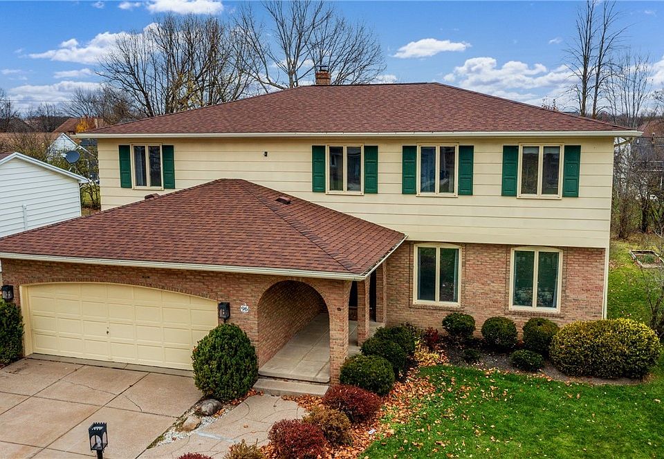 1st image of 96 Brookdale Dr