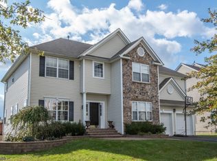 471 Black Bear Path, Lake Hopatcong, NJ 07849