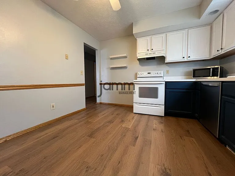 3027 Brookdale Ave #3027 BROOKDALE AVE — Photo 11