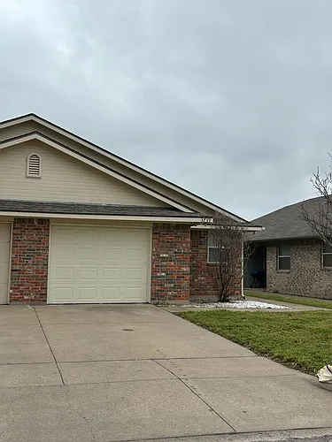3739 Hulen Park Cir Photo 1