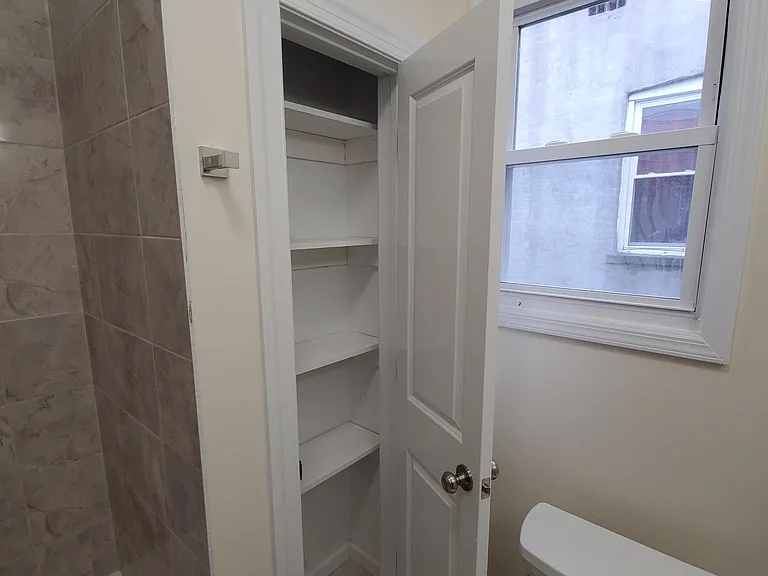 140 Clinton Pl #3 — Photo 22