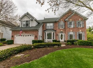 17722 Princeton Cir, Strongsville, OH 44149