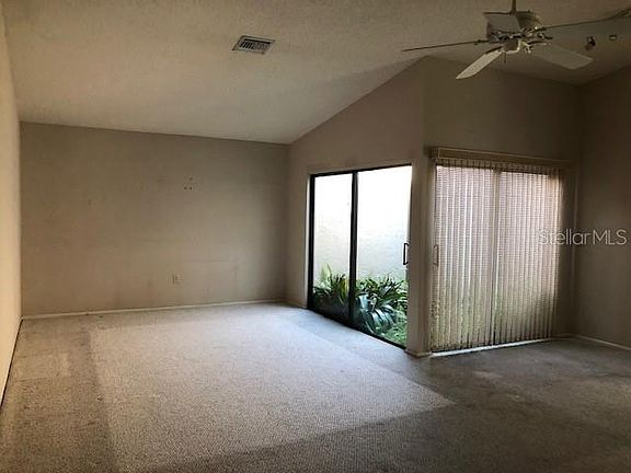 5th image of 3655 Glen Oaks Manor Dr