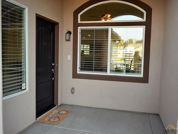2nd image of 2804 Finnegan Ln
