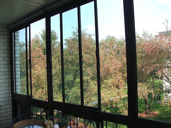 Screened porch, great view