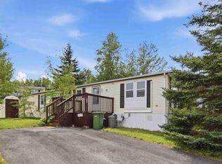 22 Yeadon Dr, Lower Sackville, NS B4E 2Z4