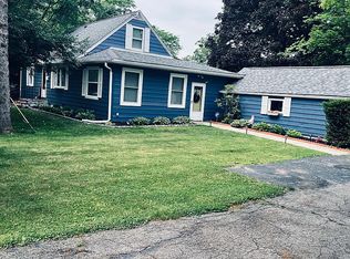 5 Cathy Rd, Poughkeepsie, NY 12603