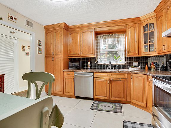 3rd image of 211 S Hollybrook Drive #107