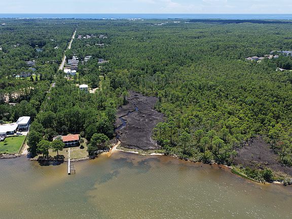 2nd image of Laurie Rd