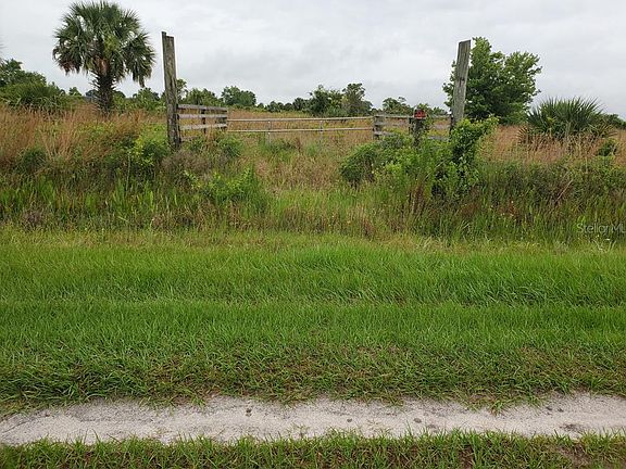 2nd image of 15462 NW 270th St