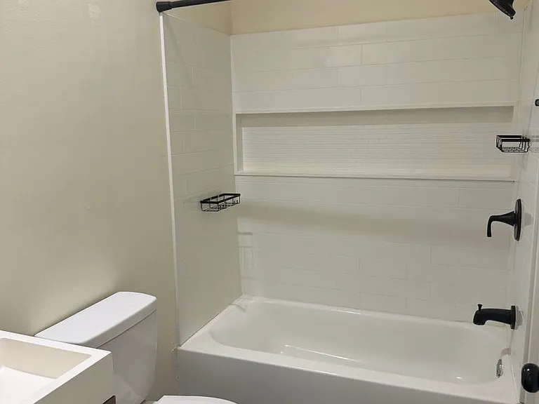 704 Stuffle St — Photo 14