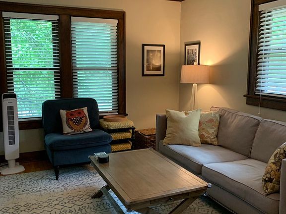3rd image of 4815 Holly St #2
