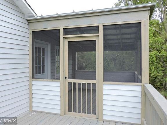 4th image of 1101 Merrimans Ln
