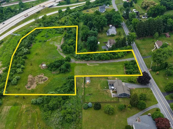427 Hain Rd, Reading, PA 19608