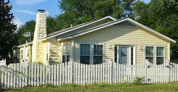 1st image of 418 Fayetteville Avenue