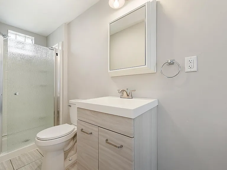 1811 Harcum Way — Photo 17