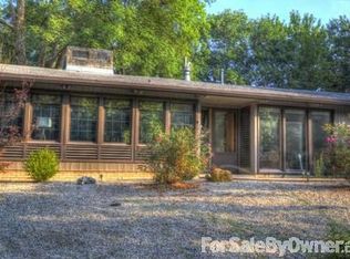 5 McLean Ln, Springfield, IL 62704