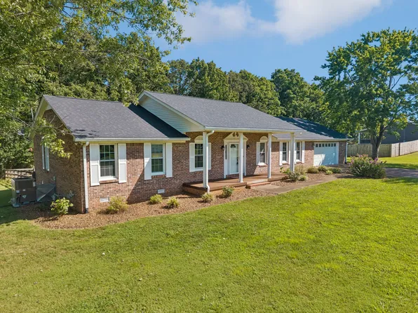 140 Ashley Marie Dr, Hohenwald, TN 38462